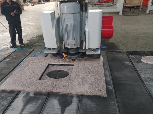 8ce91fbb-8de1-4bed-af34-363fa2253fee